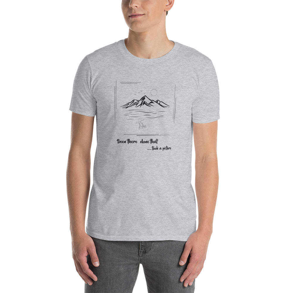 Been there took a picture - Short-Sleeve Unisex T-Shirt - HobbyMeFree